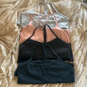 Bundle of 4 Lululemon tank tops